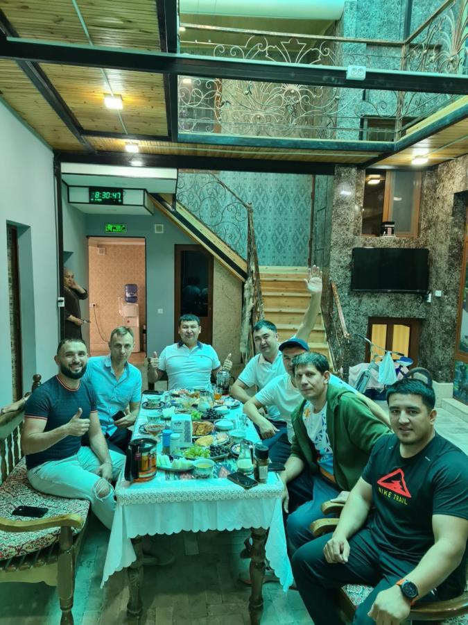 Alikhan Buhara Dış mekan fotoğraf